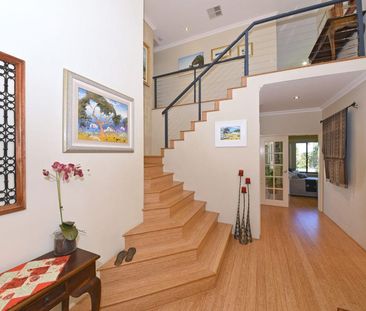 Luxurious Coastal Living – Dual Living&comma; Sea Views & Resort-St... - Photo 1