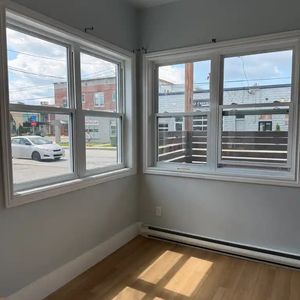 Mignon 4 1/2 Situé Au 20 8e Avenue Nord - Photo 3