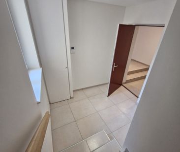 Location Appartement 4 pièces 103m² AMPUIS 69420 - Photo 6