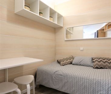 Studette meublée Rue Tronchet - 75008 PARIS, - Photo 1