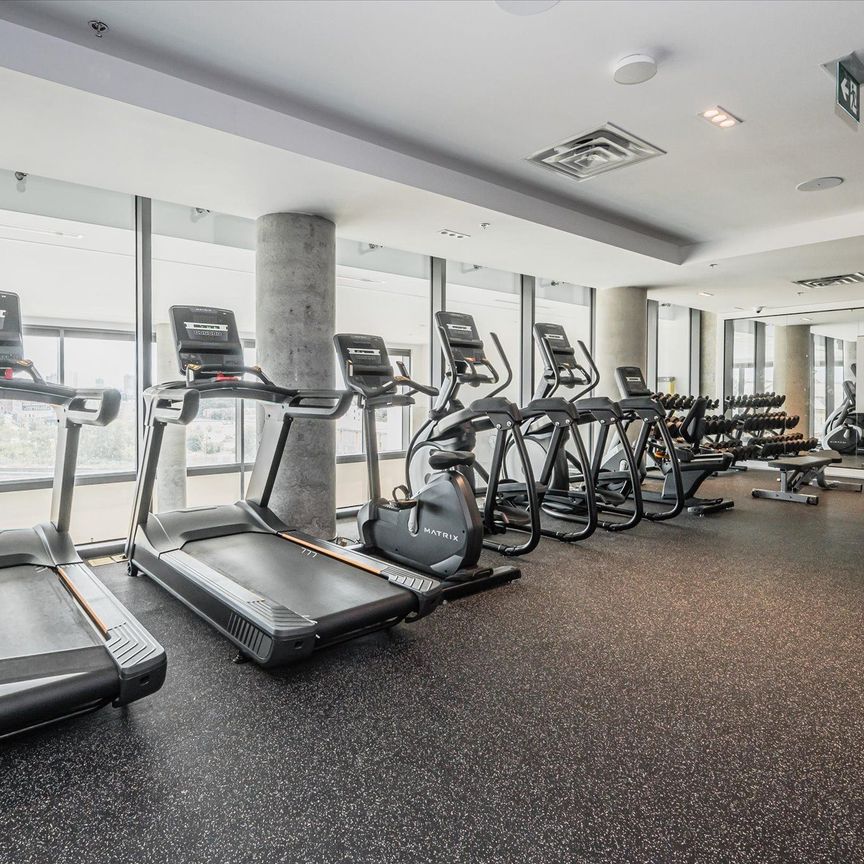 For Lease - 15 Wellington Street Unit# 911, Kitchener, Ontario - Photo 1