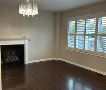 For Lease - 132 Mcknight Avenue, Hamilton, Ontario - Photo 4