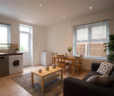3 bedroom apartment to rent - Photo 1