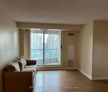 Yonge/Finch-Spacious 2Bedrm+Den 2Bathroom 1Parking - Photo 2