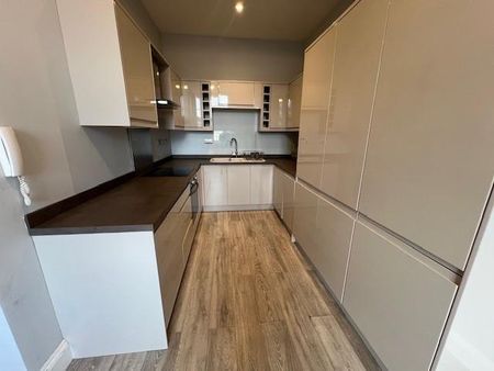 1 bedroom flat to rent - Photo 2