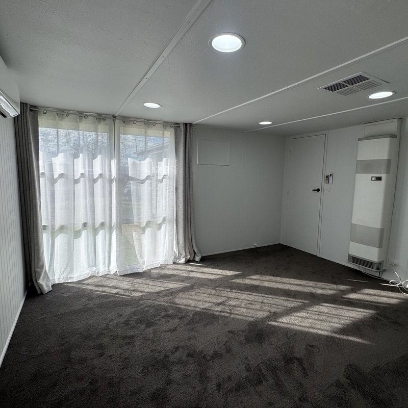 RENOVATED 3 BEDROOM HOME!! - Photo 1