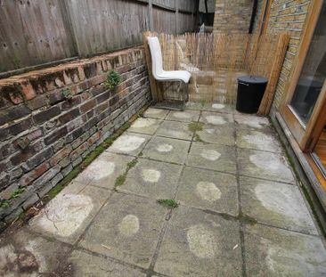 Studio to rent - Photo 5