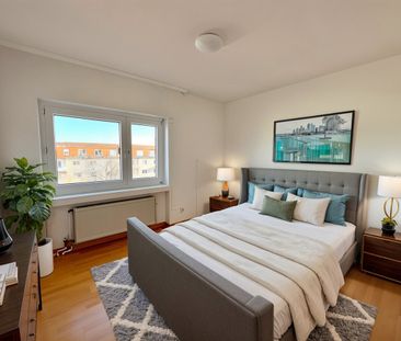 Schöne 4,5-Zi-Wohnung mit Balkon und Garage in Feldrandlage - Photo 5