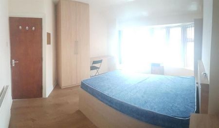 5 bedroom house to rent - Photo 2