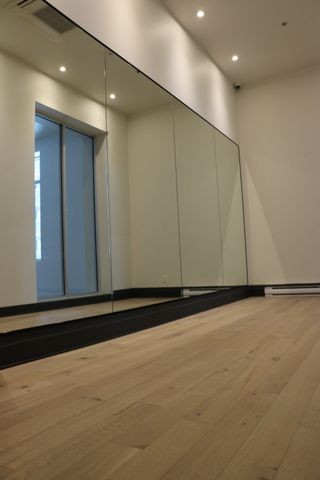 Boul. René-Lévesque O., H3H 2H2, Montréal - Photo 3