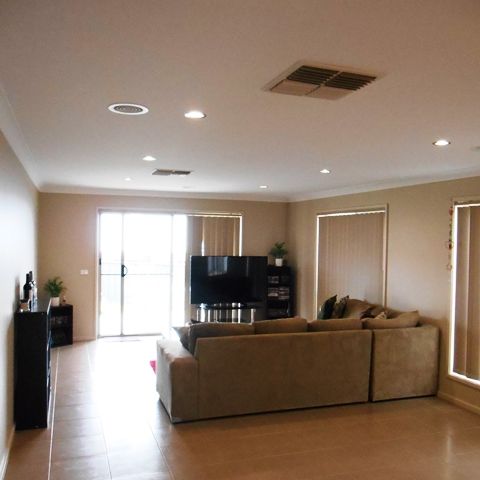 2 LYSTERFIELD LANE, Wodonga VIC 3690 - House For Rent | Domain - Photo 1