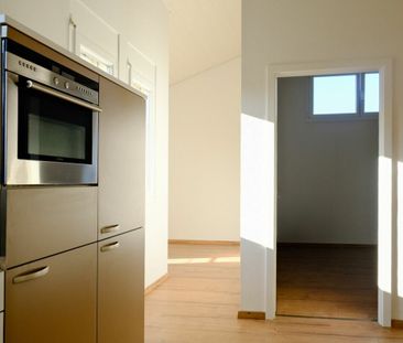 Charmante 2.5-Zimmer-Wohnung mit Aussicht ins Grüne in Aesch BL - Photo 3