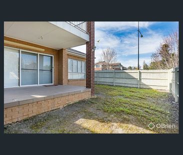 Spacious & Luxurious Family Home - Photo 1