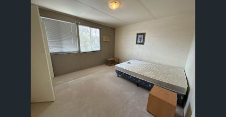 Fully Furnished Townhouse - Photo 4