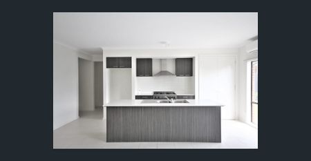 Park Facing Beauty! - Photo 3