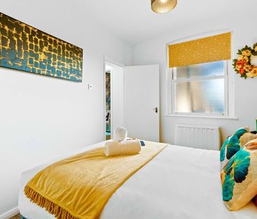 1 Bed Flat, Windsor Court, BN1 - Photo 1