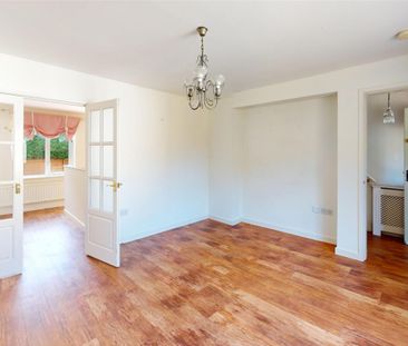 3 bedroom House To Let - Photo 3