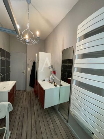 Location Appartement 2 pièces 35m² FONTENAY LE COMTE 85200 - Photo 5