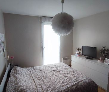 Location maison 5 pièces, 103.00m², Saint-Denis-de-l'Hôtel - Photo 4