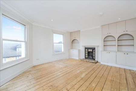 2 bedroom flat to rent - Photo 2