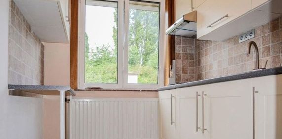 Duplex te huur in Kraainem voor € 1.050 met 2 slaapkamers - Photo 2
