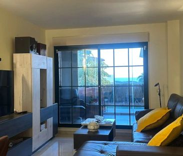 Piso de alquiler en C. Roma, Golf Bahía - Photo 1