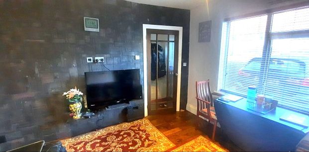 2 Bed Terraced House, Manton Crescent, NG9 - Photo 1