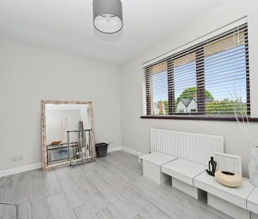 4 Knocklofty Court, Belfast, BT4 3NF - Photo 1