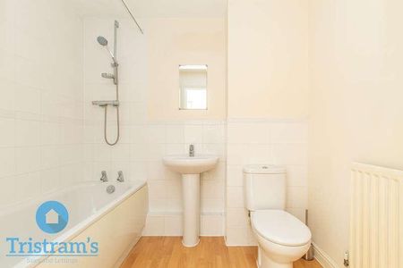 Bramwell Drive, Bramcote, NG9 - Photo 2