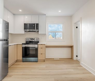 For Lease - 120 Mackay Avenue Unit# 3, Toronto, Ontario - Photo 2