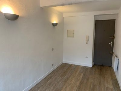 Location Appartement 1 pièce 25m² CUERS 83390 - Photo 4