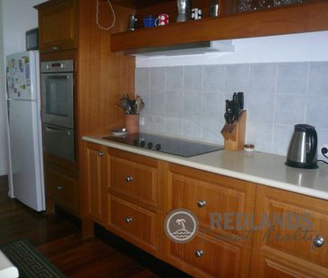 Dreamy Waterfront Living with INCREDIBLE views! - Photo 3