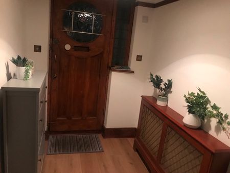 Room in a Shared House, Osterley Gardens, CR7 - Photo 3