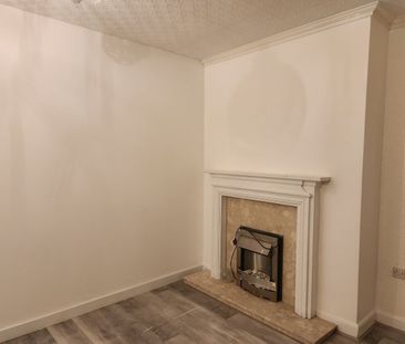 Room in a Shared House, Alford Avenue, M20 - Photo 1
