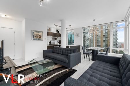 Condo in Downtown Vancouver, BC - Photo 4