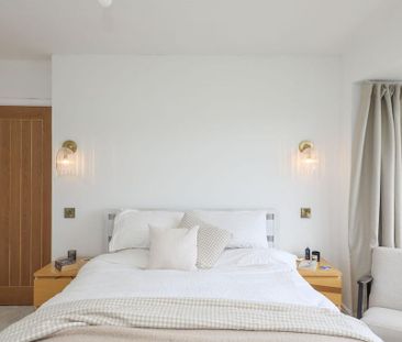 3 bedroom semi-detached house to rent - Photo 6