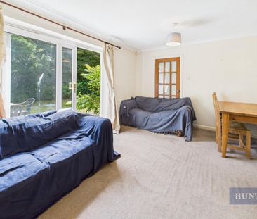 4 bedroom House To Let - Photo 2