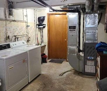 For Lease - 2379 Hensall Street Unit# Lower, Mississauga, Ontario - Photo 3