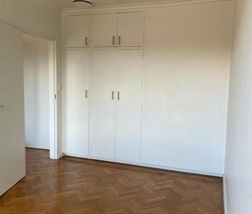 2 Bedroom Apartment - Photo 3