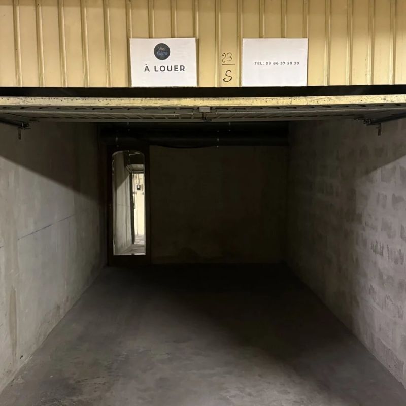 Garage à louer Proche centre de Cannes - Photo 1