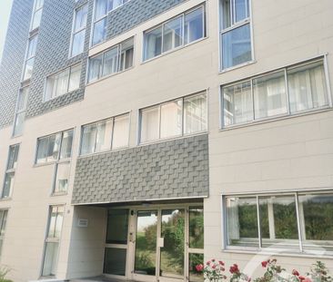 Location Appartement 4 pièces 73m² CHERBOURG OCTEVILLE 50130 - Photo 5