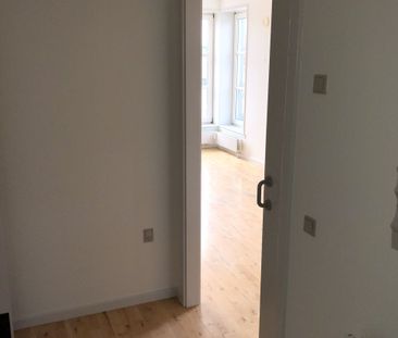 Hyggelig 2 værelses lejlihged beliggende i Gøls Minde, Skalborg med... - Foto 3