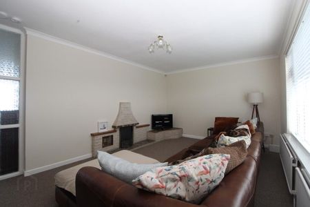 23 Swilly Road, Portstewart, BT55 7DJ - Photo 2