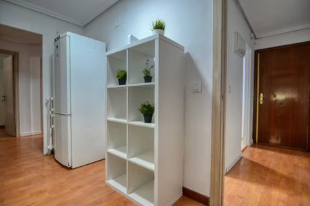 Calle de San Lamberto, Madrid, Community of Madrid 28017 - Photo 3