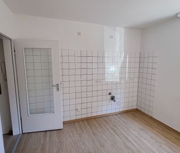 Schönes 1-Zimmer-Appartment mit großem Wohnraum und hellem Tageslic... - Photo 2