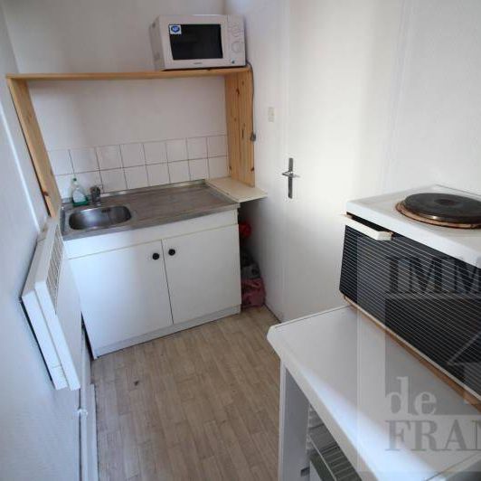 Location appartement 1 pièce 23.77 m² à Lille (59000) VIEUX LILLE CENTRE VILLE - Photo 1