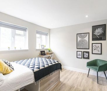 4 bedroom terraced house to rent - Photo 5