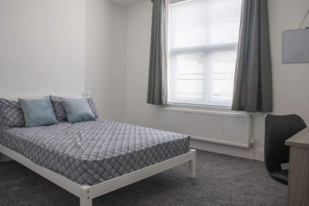 Windermere Street (4 bed) - Photo 2