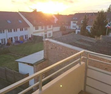 "MA-Wallstadt" gemütliche 2 Zimmer-Dachgeschoss-Wohnung mit Balkon ... - Photo 1
