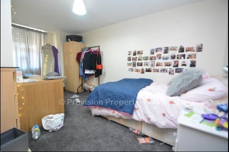 Hyde Park 6 Bedroom Student Properties - Photo 2